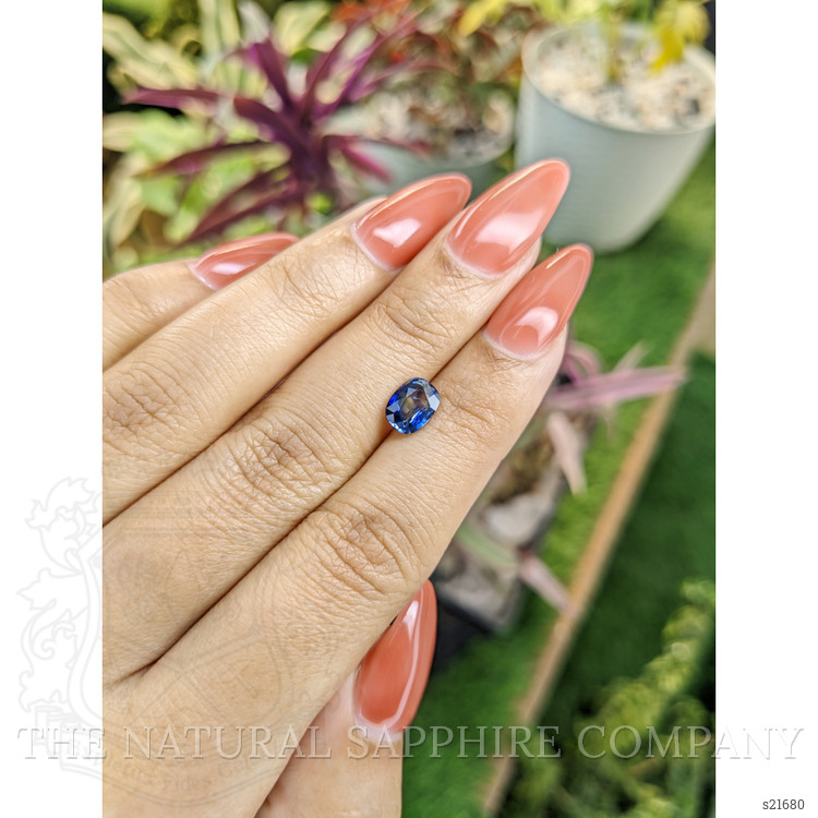 1.43 Ct. Bi Color Sapphire from Ceylon (Sri Lanka)