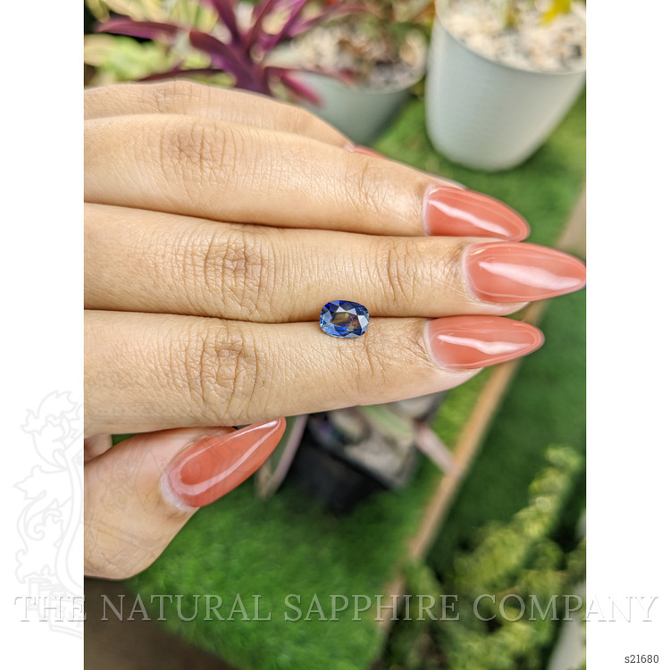 1.43 Ct. Bi Color Sapphire from Ceylon (Sri Lanka)