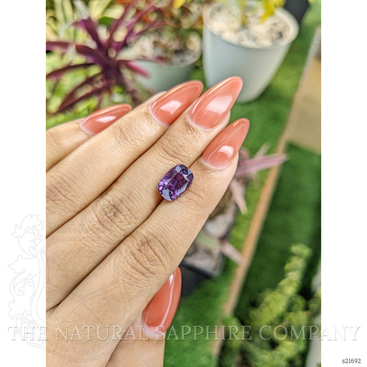 4.68 Ct. Pinkish Purple Sapphire from Ceylon (Sri Lanka)