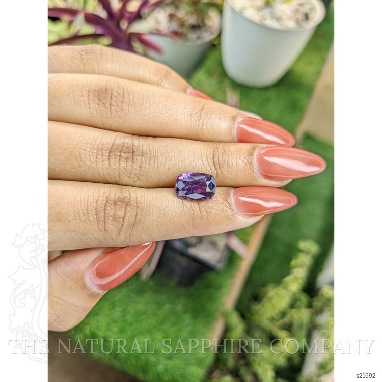 4.68 Ct. Pinkish Purple Sapphire from Ceylon (Sri Lanka)