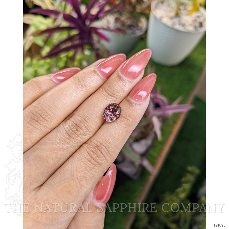 3.80 Ct. Pinkish Brown Sapphire from Ceylon (Sri Lanka)