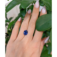 3.43 Ct. Blue Sapphire from Ceylon (Sri Lanka) Life Style