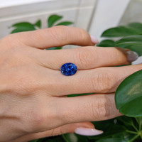 3.43 Ct. Blue Sapphire from Ceylon (Sri Lanka) Life Style