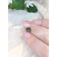 1.78 Ct. Green Sapphire from Ceylon (Sri Lanka) Life Style