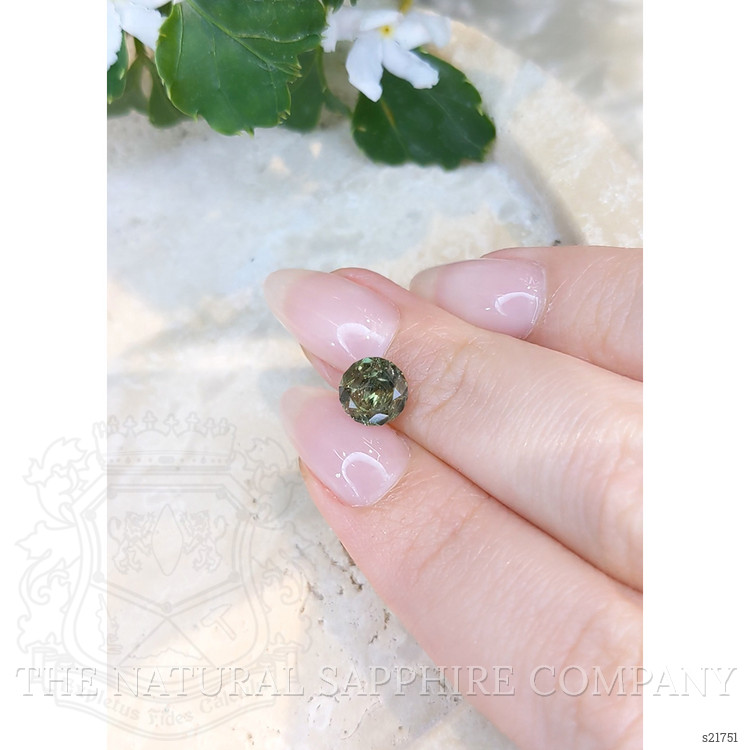 1.78 Ct. Green Sapphire from Ceylon (Sri Lanka)