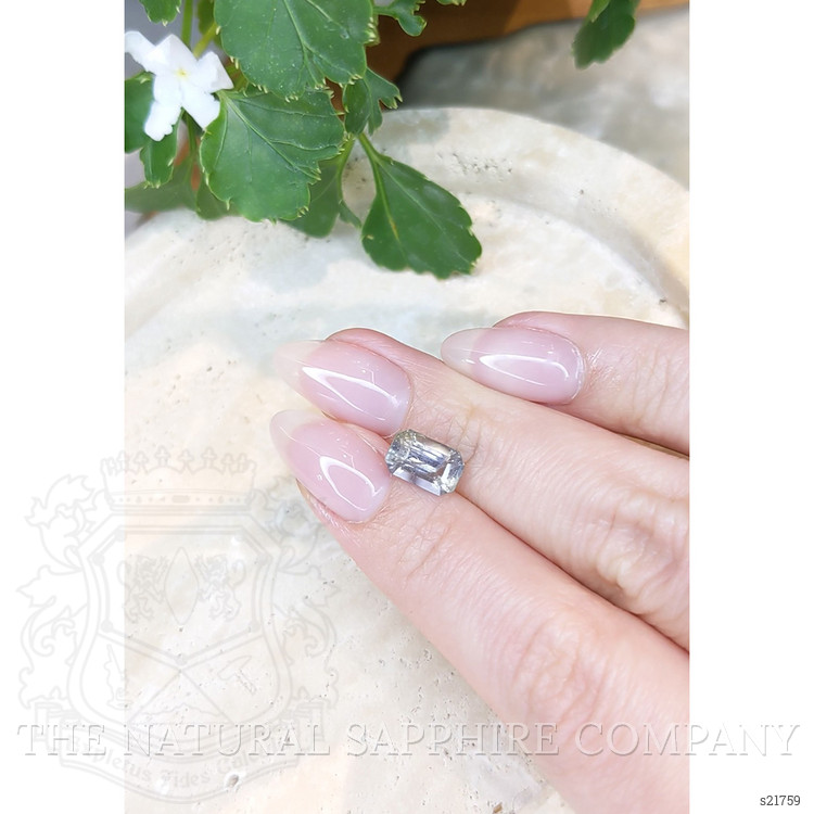 2.68 Ct. Bluish Purple Sapphire from Ceylon (Sri Lanka)