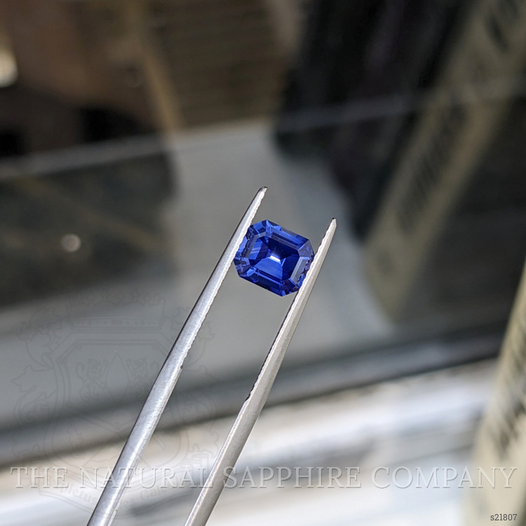 1.59 Ct. Blue Sapphire from Ceylon (Sri Lanka)