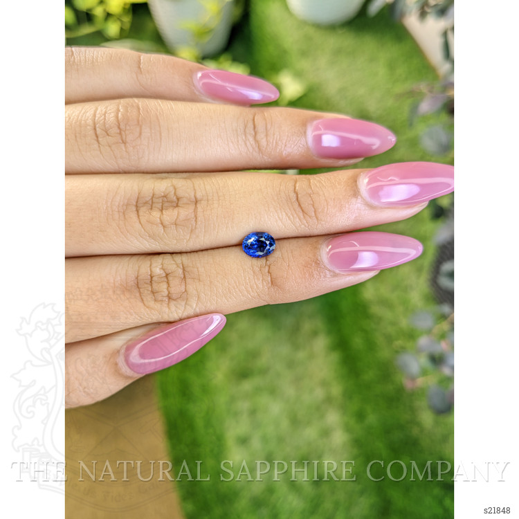 0.98 Ct. Blue Sapphire from Ceylon (Sri Lanka)