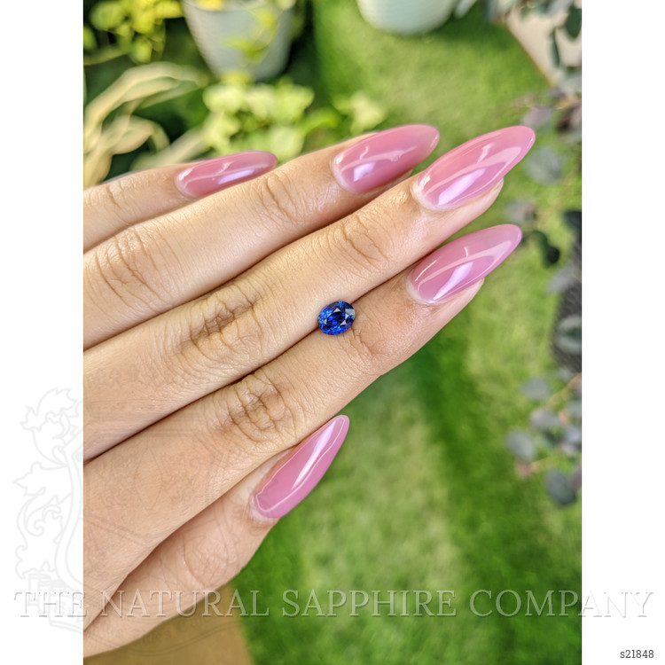 0.98 Ct. Blue Sapphire from Ceylon (Sri Lanka)