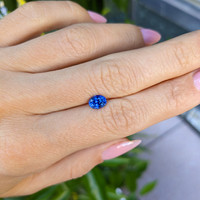 0.98 Ct. Blue Sapphire from Ceylon (Sri Lanka) Life Style