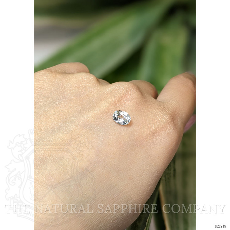 1.10 Ct. Yellowish Green Sapphire from Ceylon (Sri Lanka)