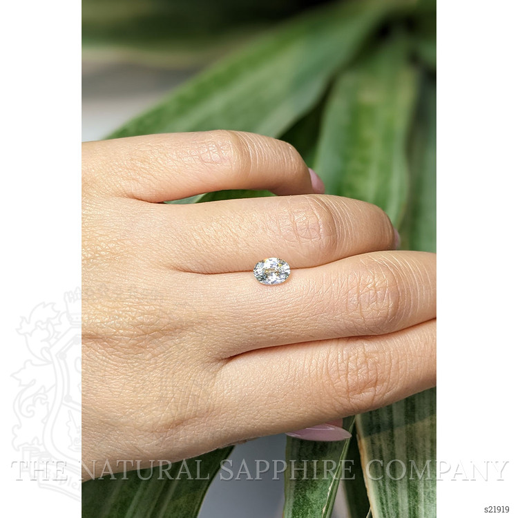 1.10 Ct. Yellowish Green Sapphire from Ceylon (Sri Lanka)