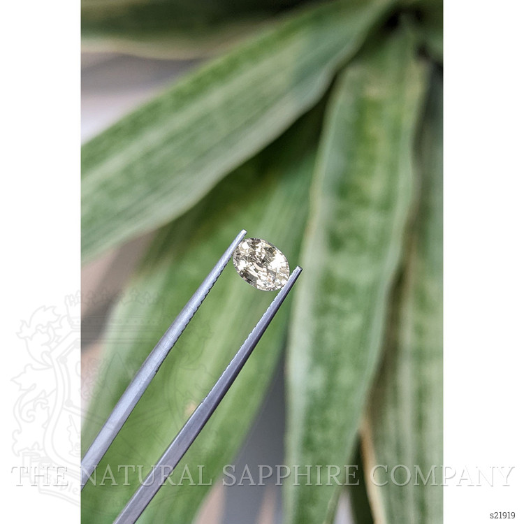 1.10 Ct. Yellowish Green Sapphire from Ceylon (Sri Lanka)