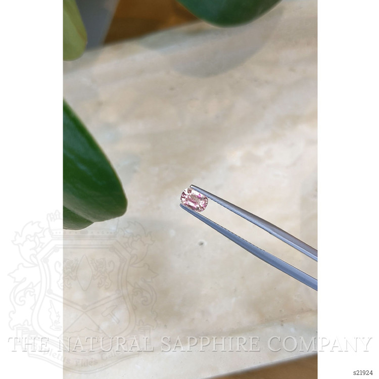0.56 Ct. Pink Sapphire from Ceylon (Sri Lanka)