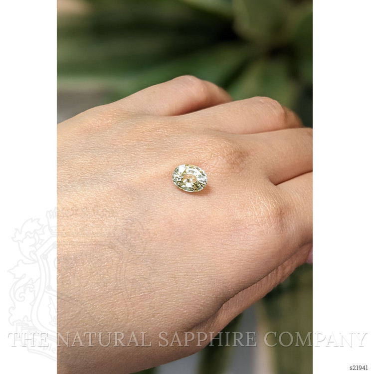 2.35 Ct. Yellow Sapphire from Ceylon (Sri Lanka)