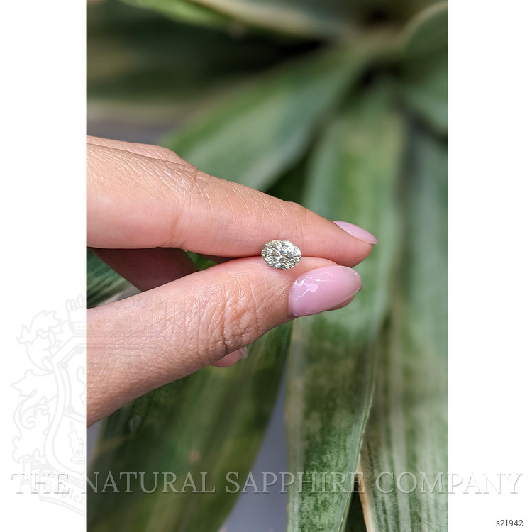 1.97 Ct. Bi Color Sapphire from Ceylon (Sri Lanka)