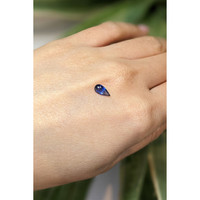 0.72 Ct. Blue Sapphire from Ceylon (Sri Lanka) Life Style