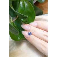 1.09 Ct. Blue Sapphire from Ceylon (Sri Lanka) Life Style