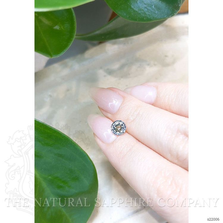 1.42 Ct. Bi Color Sapphire from Ceylon (Sri Lanka)