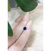 0.73 Ct. Blue Sapphire from Ceylon (Sri Lanka) Life Style