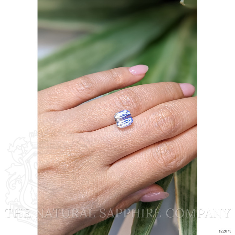 3.97 Ct. Bi Color Sapphire from Ceylon (Sri Lanka)