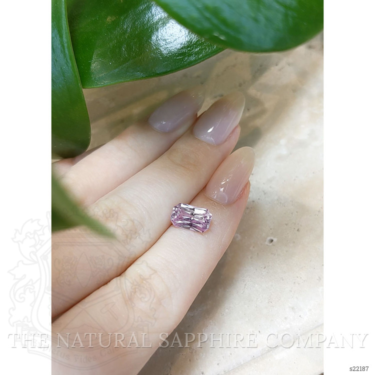 2.50 Ct. Pink Sapphire from Ceylon (Sri Lanka)