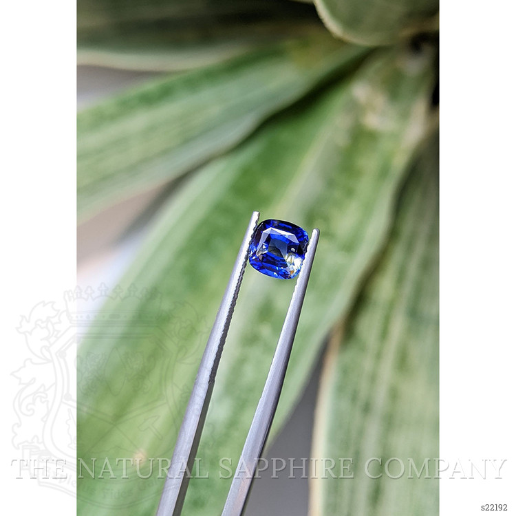 1.81 Ct. Bi Color Sapphire from Ceylon (Sri Lanka)