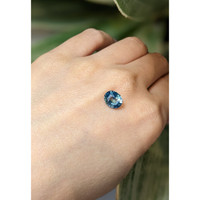 2.55 Ct. Greenish Blue Sapphire from Ceylon (Sri Lanka) Life Style