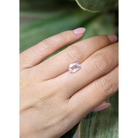 2.23 Ct. Pink Sapphire from Ceylon (Sri Lanka) Life Style