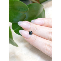 0.90 Ct. Blue Sapphire from Ceylon (Sri Lanka) Life Style