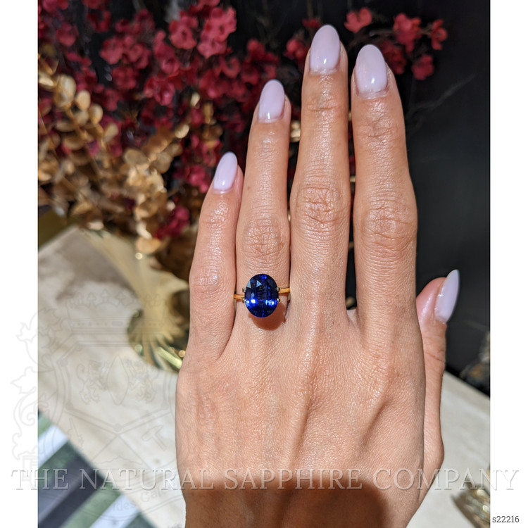 6.02 Ct. Blue Sapphire from Ceylon (Sri Lanka)