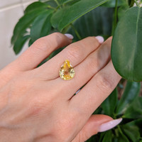 5.20 Ct. Yellow Sapphire from Ceylon (Sri Lanka) Life Style
