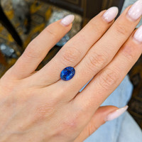 3.24 Ct. Blue Sapphire from Ceylon (Sri Lanka) Life Style