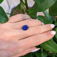 4.12 Ct. Blue Sapphire from Ceylon (Sri Lanka) Life Style