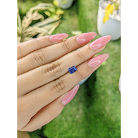 1.00 Ct. Blue Sapphire from Ceylon (Sri Lanka) Life Style