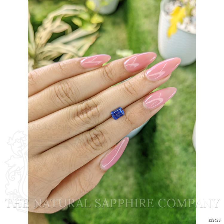 1.00 Ct. Blue Sapphire from Ceylon (Sri Lanka)