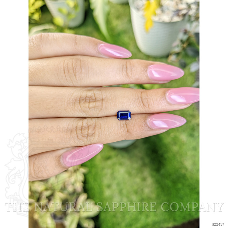 0.91 Ct. Blue Sapphire from Ceylon (Sri Lanka)