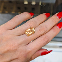 7.86 Ct. Yellowish Orange Sapphire from Ceylon (Sri Lanka) Life Style