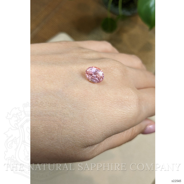 4.09 Ct. Padparadscha Sapphire from Ceylon (Sri Lanka)