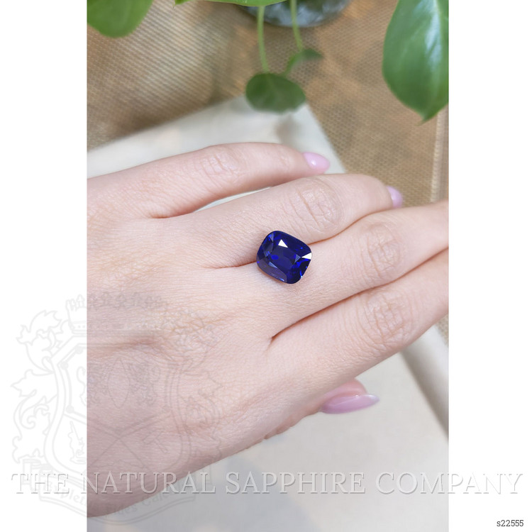8.02 Ct. Blue Sapphire from Ceylon (Sri Lanka)