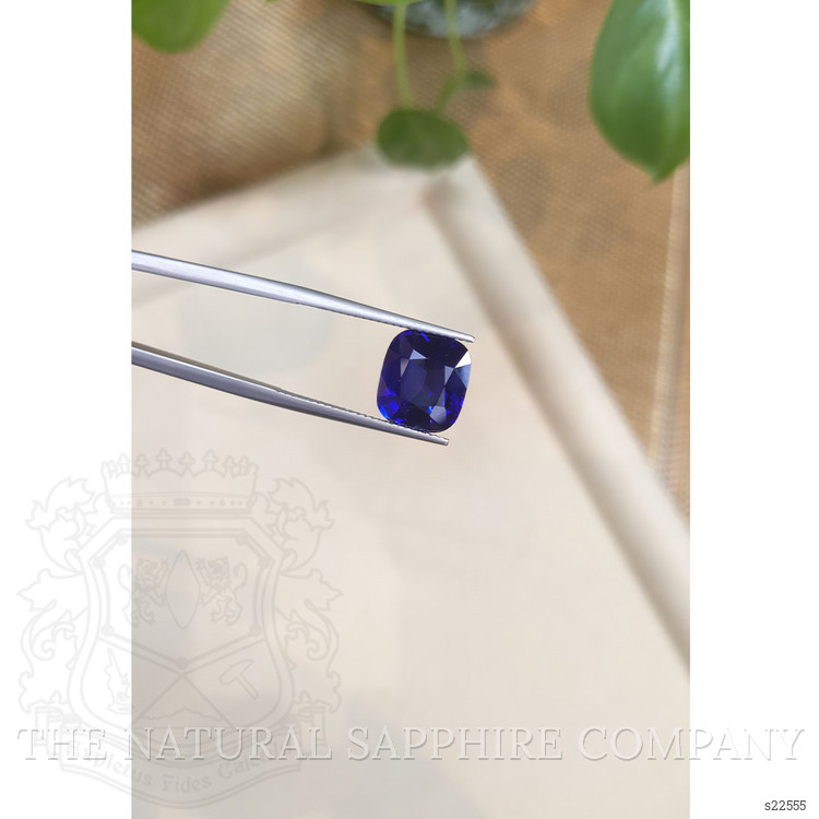 8.02 Ct. Blue Sapphire from Ceylon (Sri Lanka)