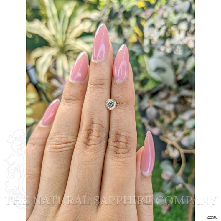0.89 Ct. Bi Color Sapphire from Ceylon (Sri Lanka)