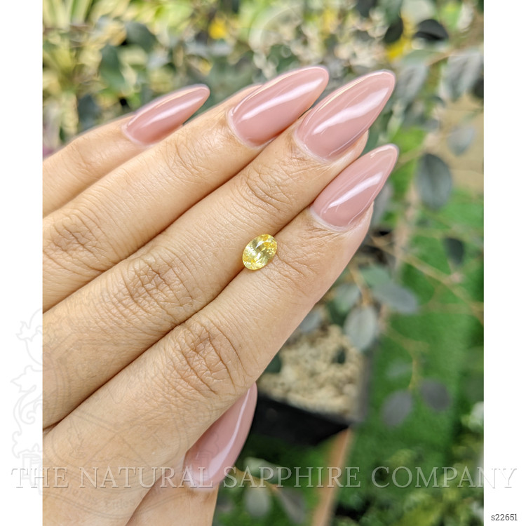 0.94 Ct. Yellow Sapphire from Ceylon (Sri Lanka)