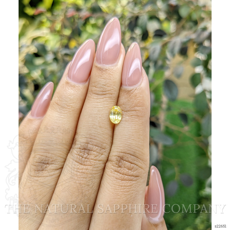 0.94 Ct. Yellow Sapphire from Ceylon (Sri Lanka)