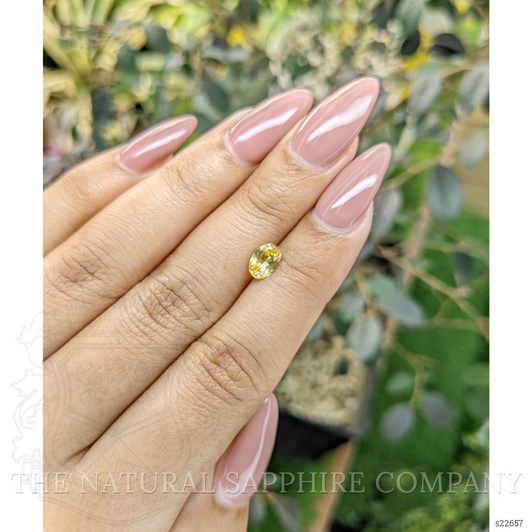 0.94 Ct. Yellow Sapphire from Ceylon (Sri Lanka)