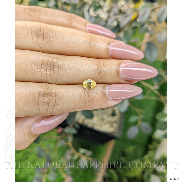 1.02 Ct. Orangish Yellow Sapphire from Ceylon (Sri Lanka)