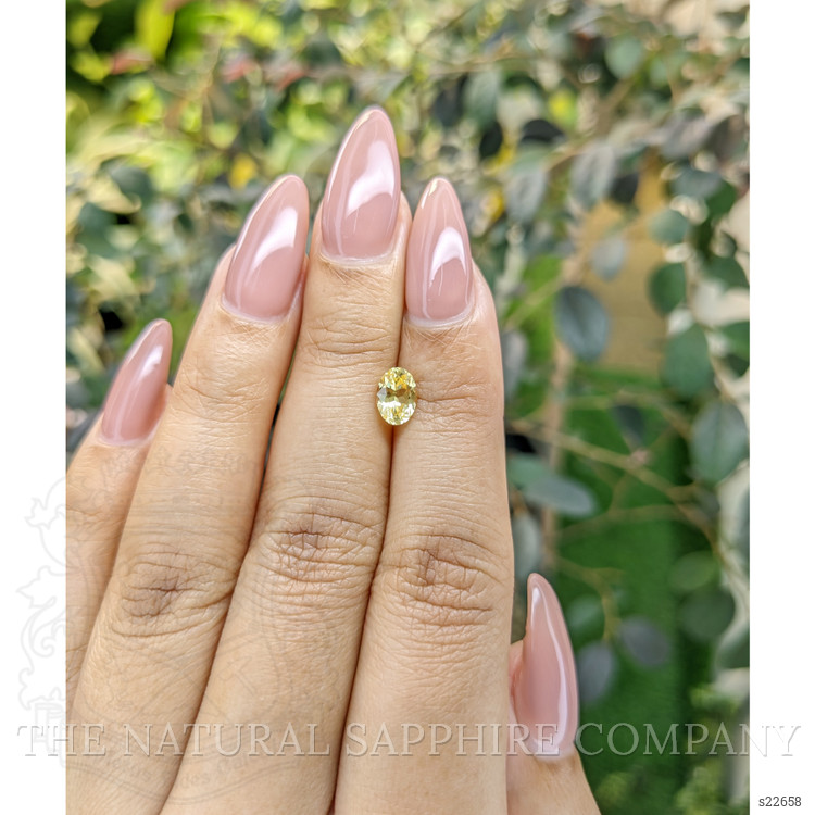 1.02 Ct. Orangish Yellow Sapphire from Ceylon (Sri Lanka)