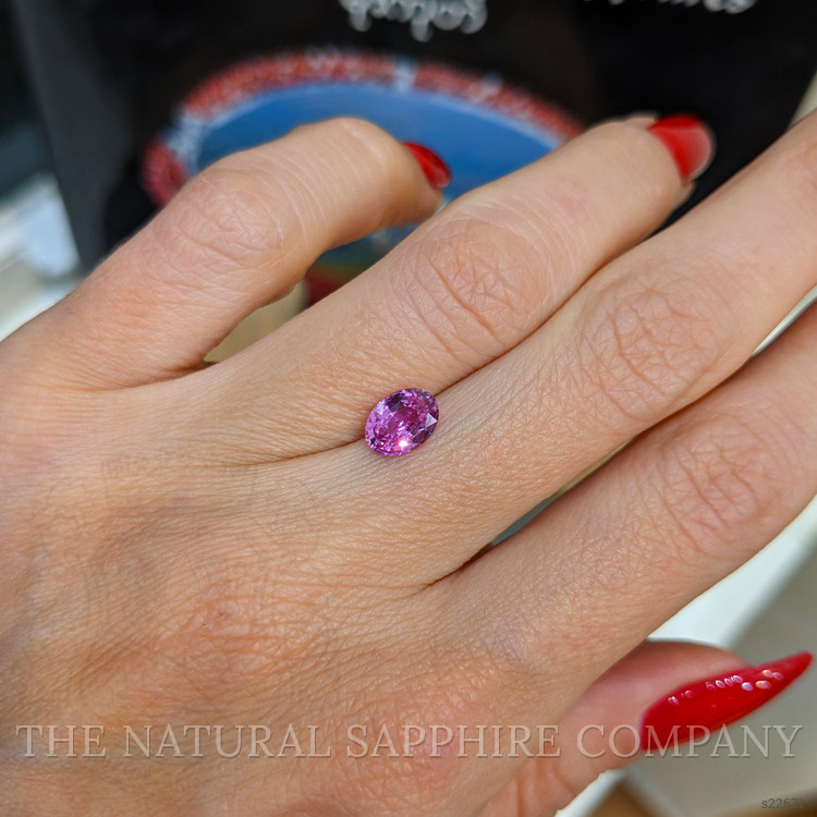 1.15 Ct. Pink Sapphire from Ceylon (Sri Lanka)