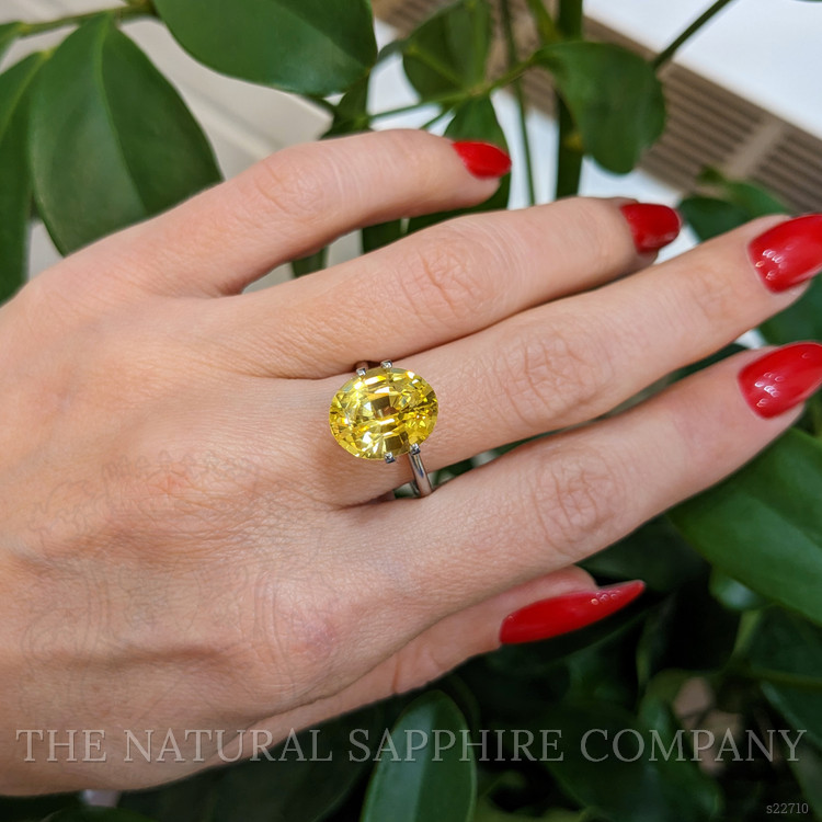 6.40 Ct. Yellow Sapphire from Ceylon (Sri Lanka)