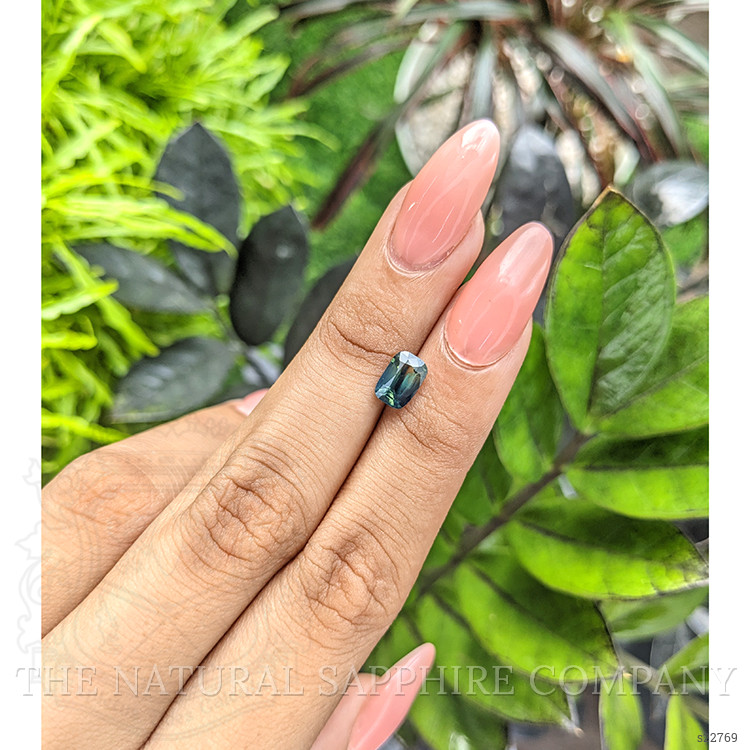 1.57 Ct. Bi Color Sapphire from Tanzania